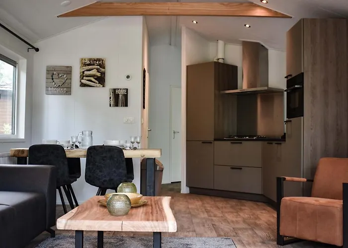 Recreatiepark De Paalberg * إرميلو