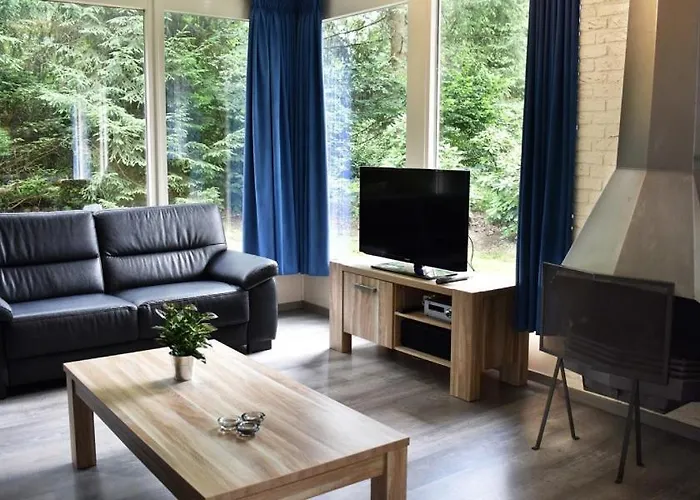 بيت للعطل Recreatiepark De Paalberg إرميلو