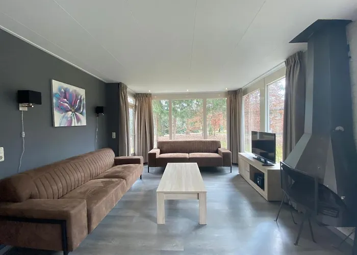 Recreatiepark De Paalberg بيت للعطل إرميلو