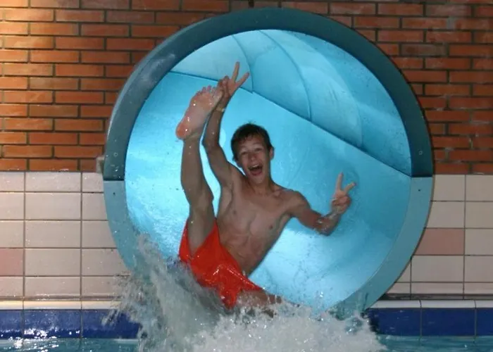 בית נופש Recreatiepark De Paalberg ארמלו